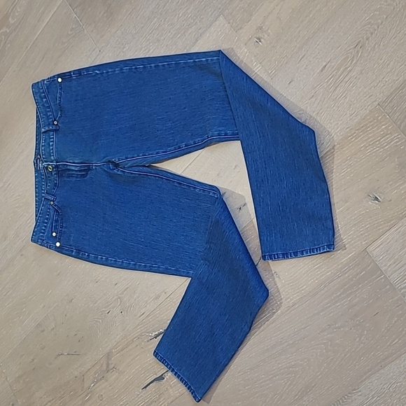 EUC J. McLaughlin Jeans Women's sz 12 Slim Straight Leg Mid Rise Denim Jeans - Picture 1 of 9